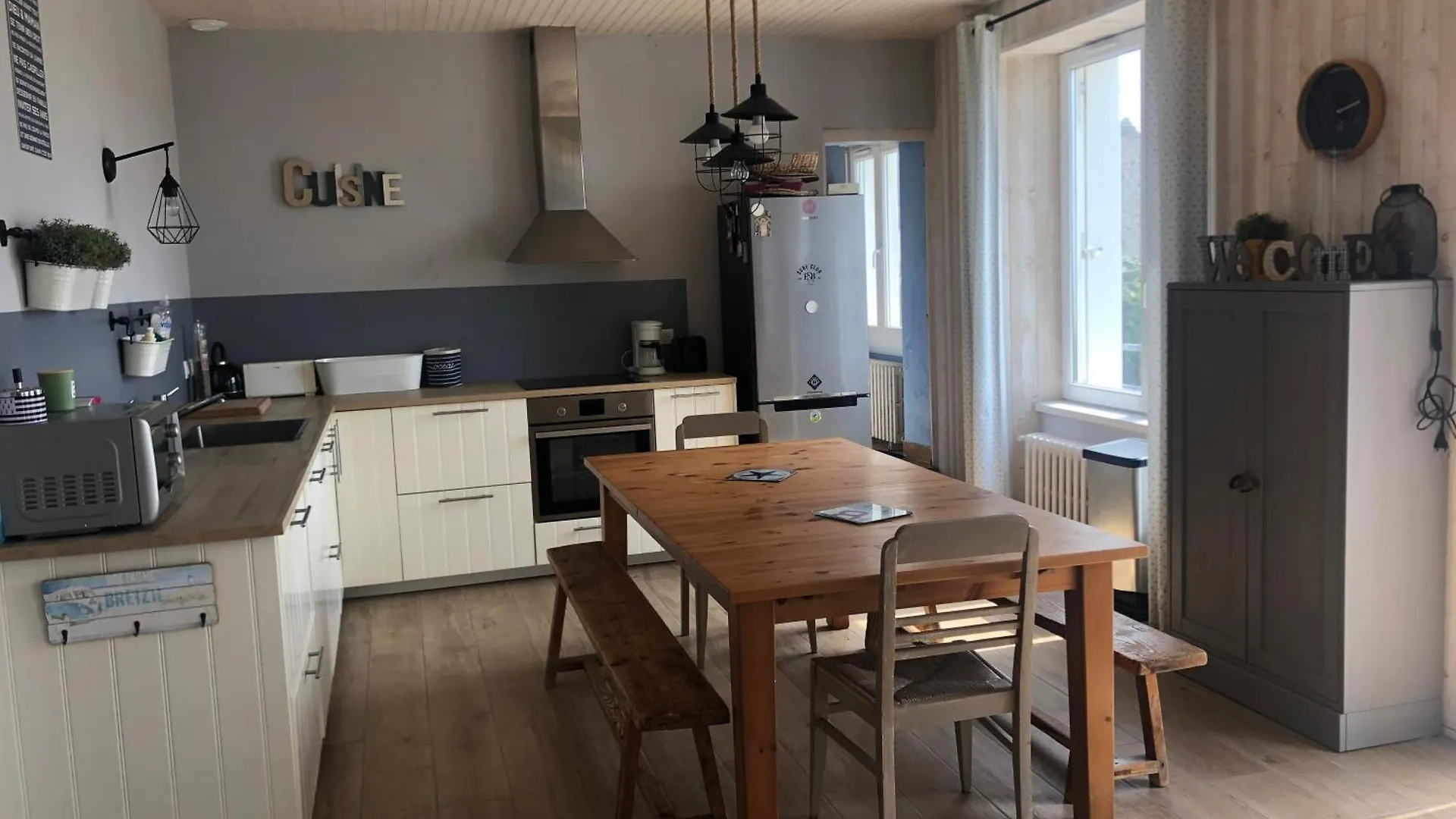 Holiday home Maison De Famille Vue Mer- 4 Chambres, 8 Personnes Plouhinec